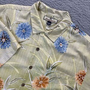 Tommy Bahama Shirt Mens Large Green Hawaiian Floral Copyrighted Silk Camp Collar